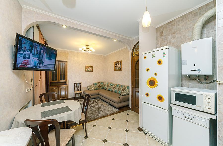 Amazing Two Beds In The Klovskiy Spusk Kyiv Exterior photo