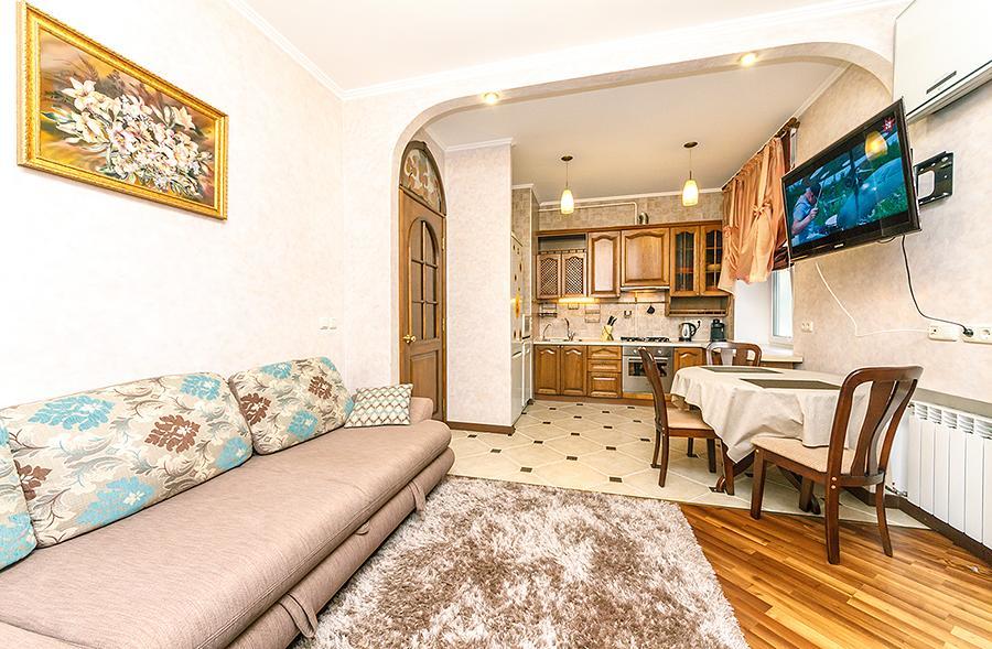 Amazing Two Beds In The Klovskiy Spusk Kyiv Exterior photo